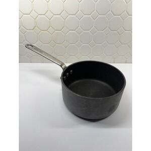 Circulon Commercial Saucepan Unisex 2QT Grey Hard Anodized Nonstick Pot